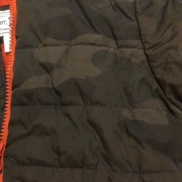 Children’s place Kids camo winter jacket - Picture 2 of 8